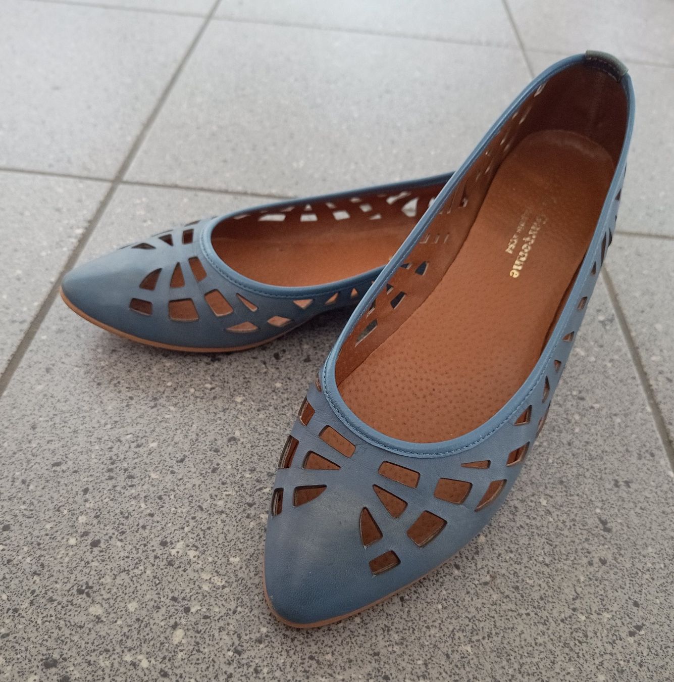 La Garçonne Chaussures femmes: Ballerinas von La Garconne, Gr. 38, hellblau – D'occasion à Zürich par jona8859