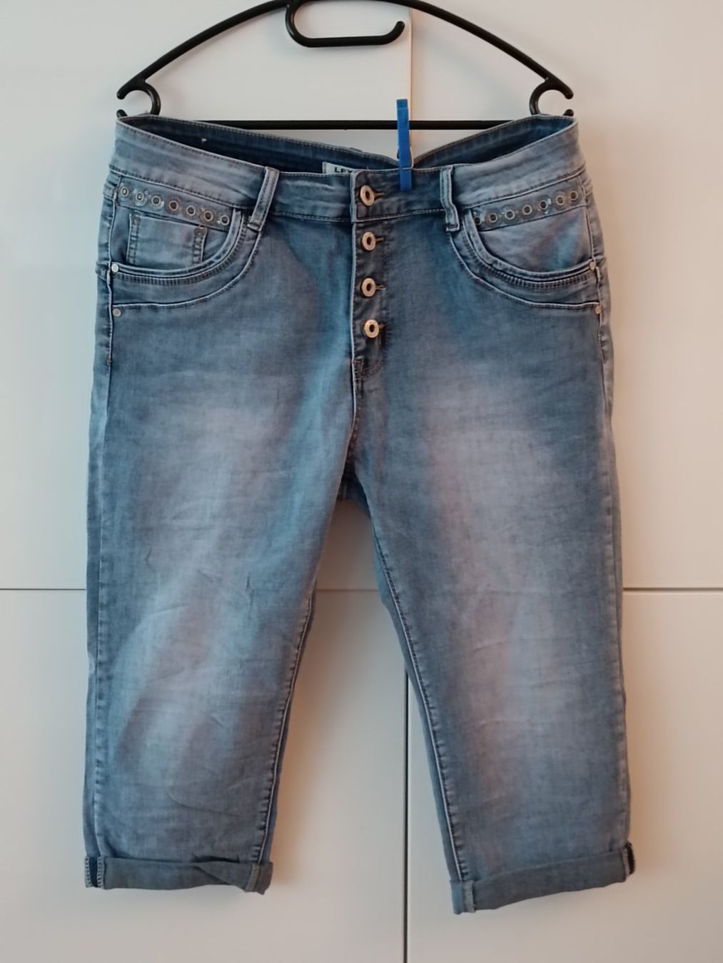 Jeans: 3/4 Jeans Grösse 44 NEU – Neu (gemäss Beschreibung) aus Schliern b. Köniz von Lanka02