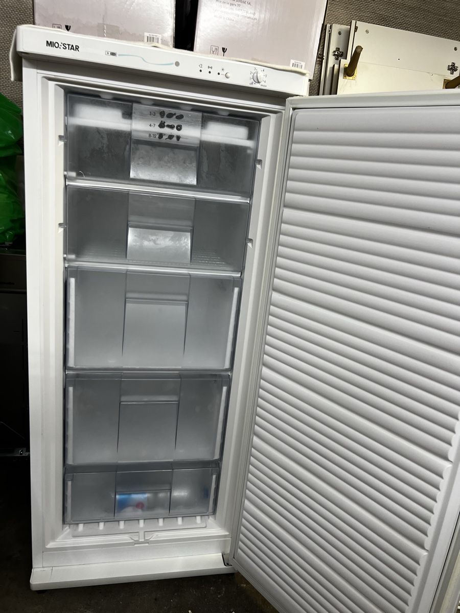Congelatori: Mio Star Gefrierschrank – Usato da Trasadingen venduto da Kaffee.mann 1