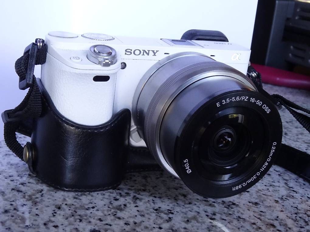 Sony Kamera: Sony Alpha 6000 & Objektiv – Gebraucht aus Buttisholz von rappirosen 1