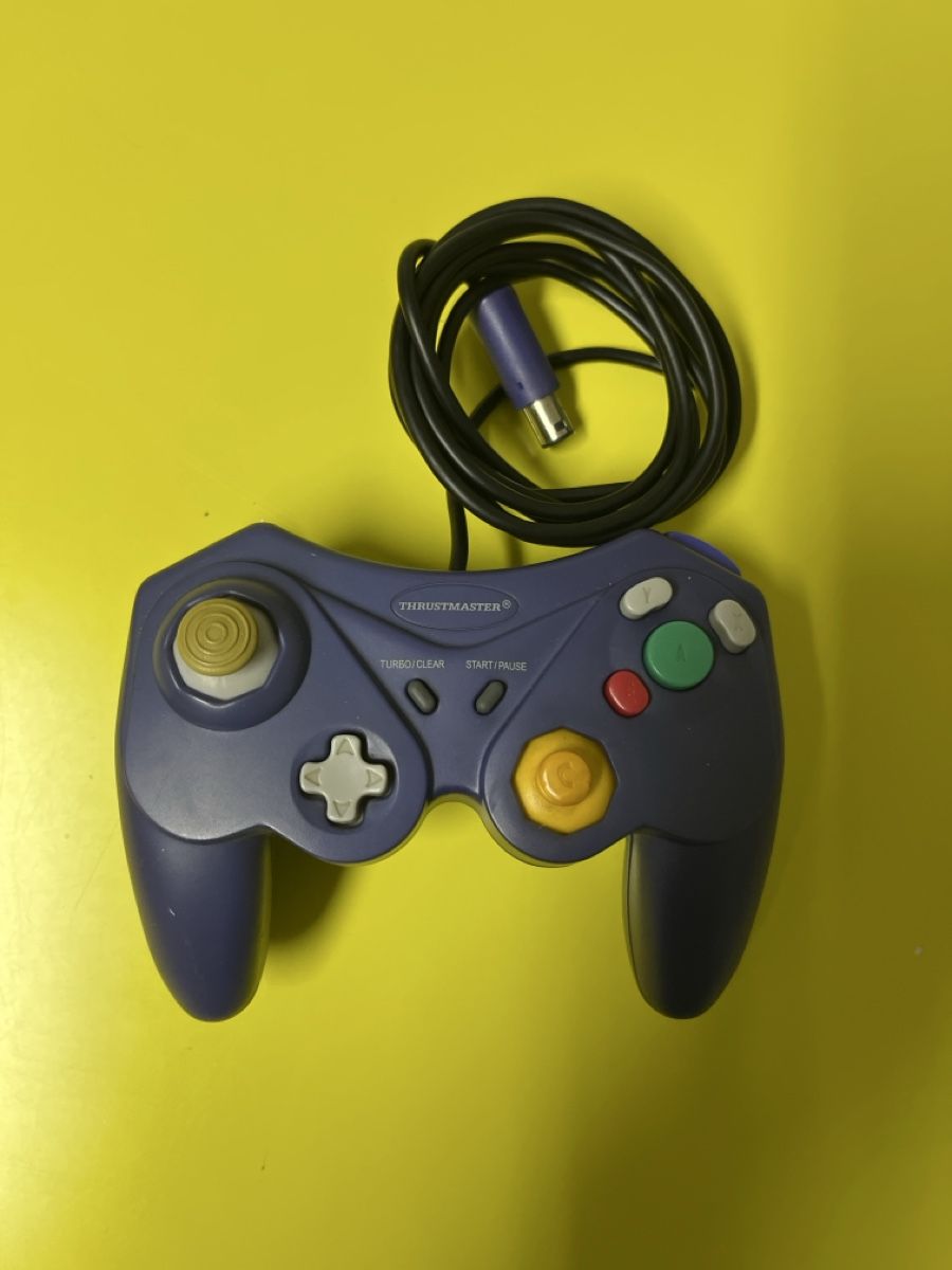 Nintendo Controller: Controller gamecube – Usato da Pregassona venduto da simone.carpeggiani