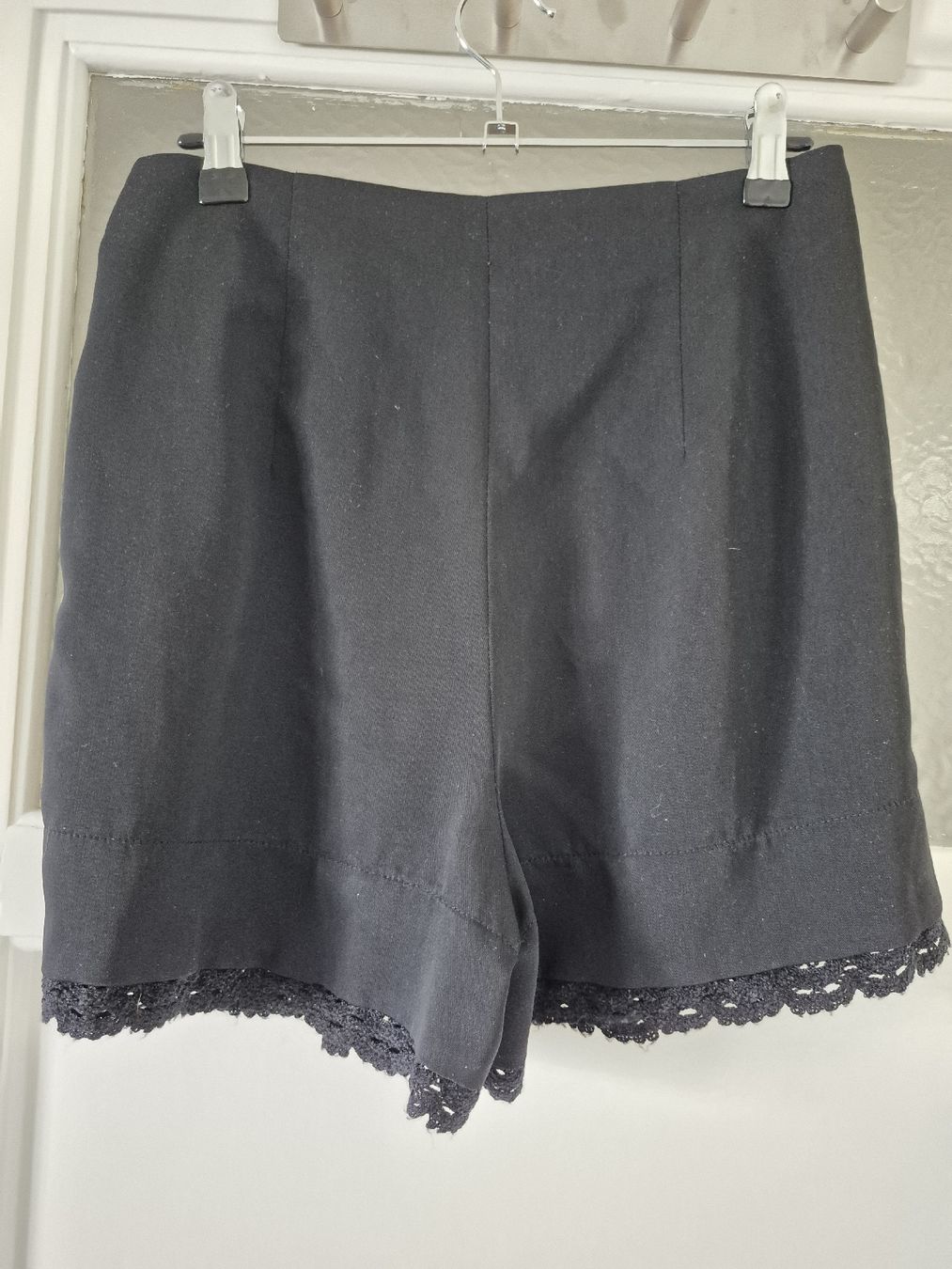 Zara Pantaloni: Short noir Zara S – Usato da Lausanne venduto da claire1401 3