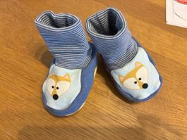 Baby Finken, Fuchsmotiv blau Grösse 2-6 Monate, handgemacht