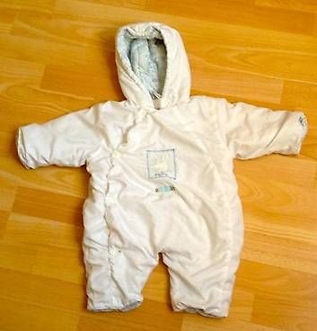 Combinaison d'hiver blanche pour nouveau-né