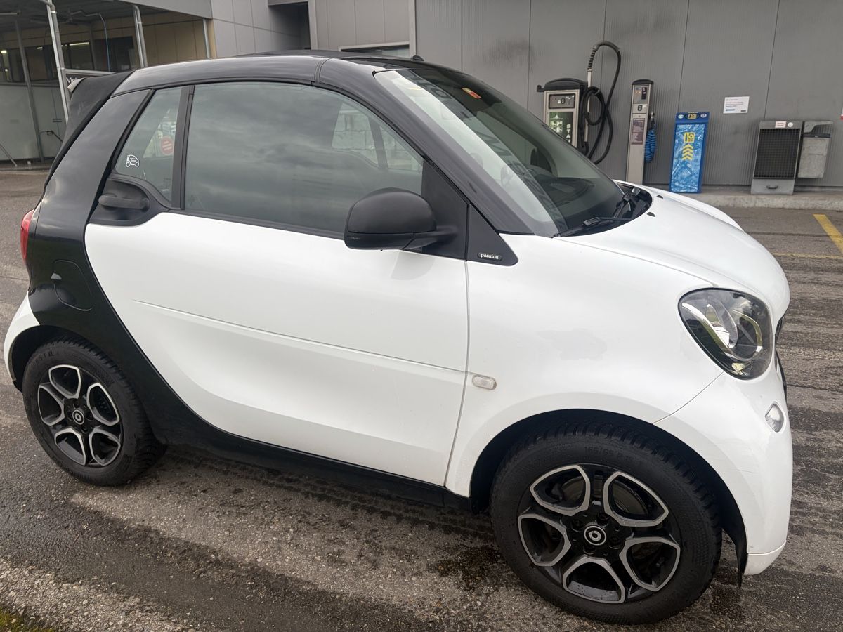 Smart Automobili: Smart Cabrio 2018 Passion Twinmatic – Usato da Bazenheid venduto da lasvegas1950 5