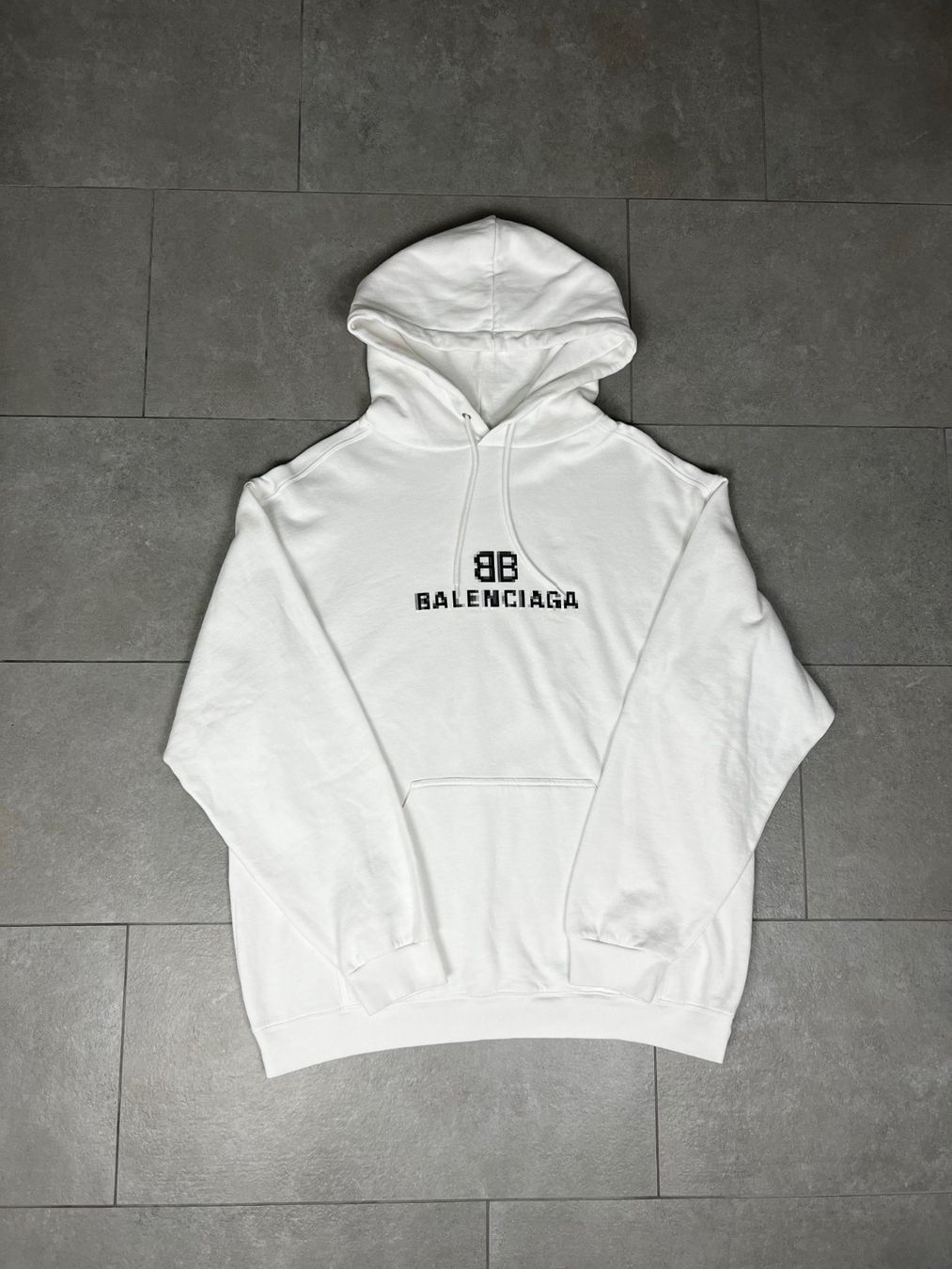 Balenciaga Pullover & Sweatshirts: Balenciaga Pixel Hoodie – Gebraucht aus Biel/Bienne von sami0788480082