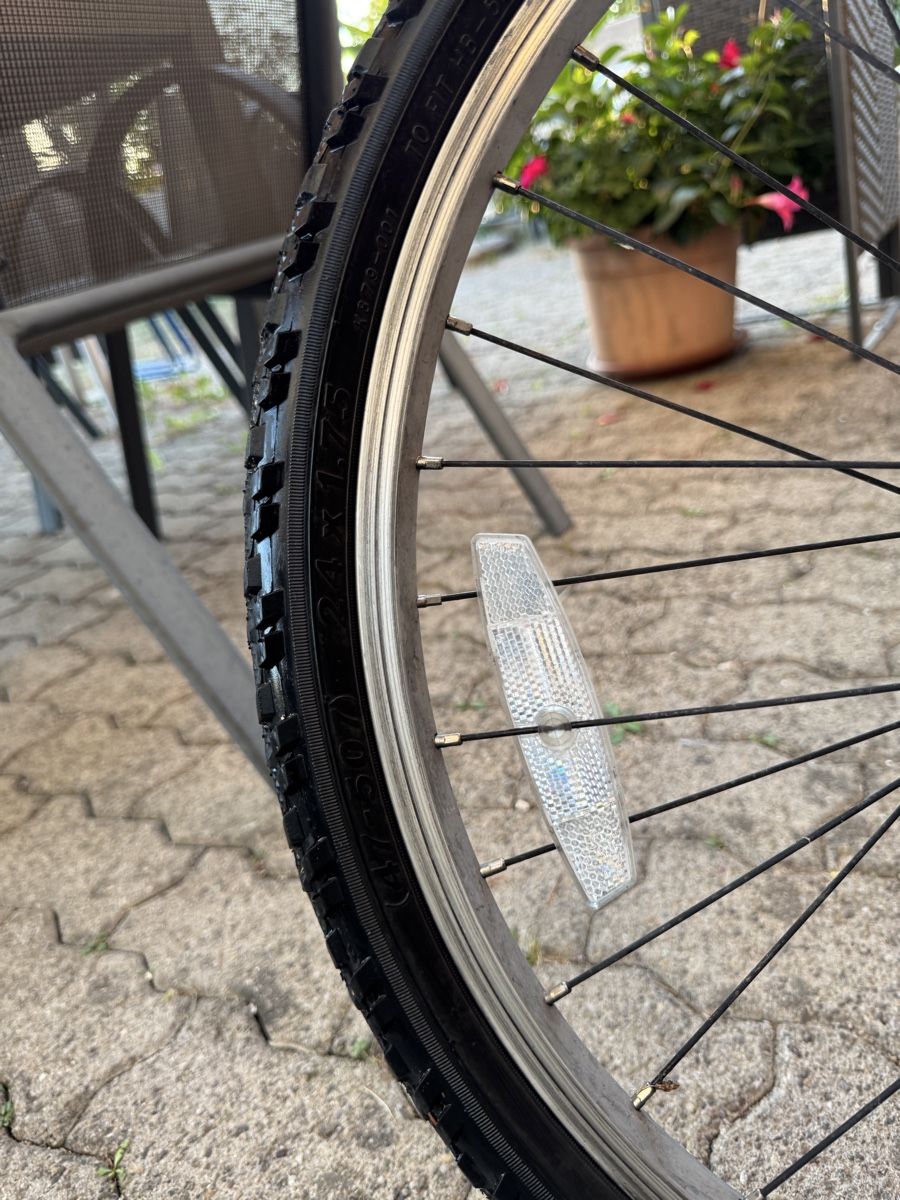 Leopard Velos: Kinder-/Jugendfahrrad Leopard "Space Cat"  – Gebraucht aus Glattfelden von Nusa800 1