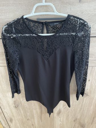 Schwarzer Body mit Spitze von Vero Moda, Grösse S