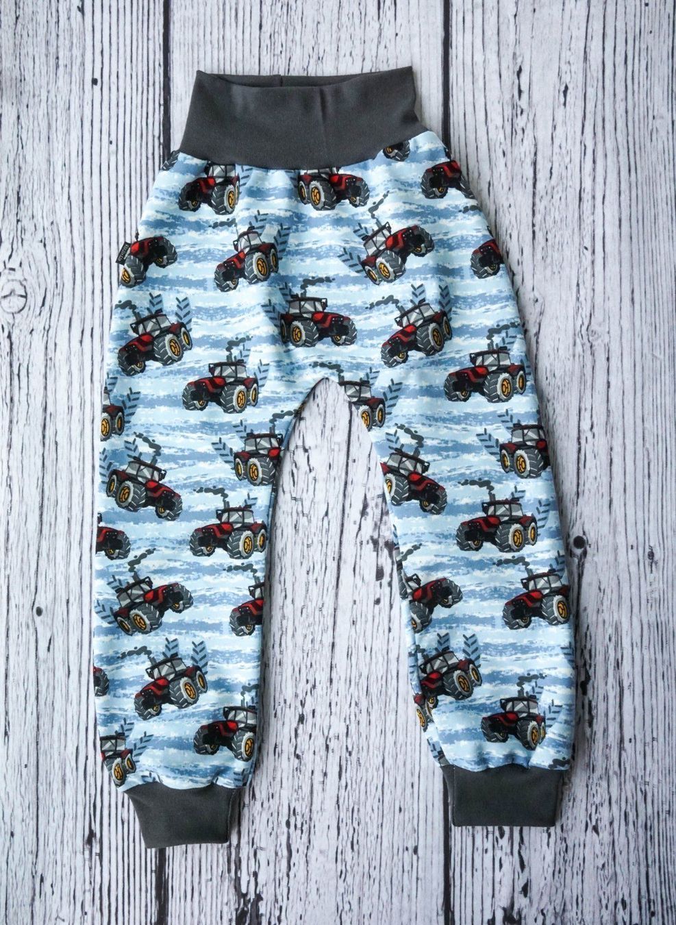 Pantaloni: Warme Pumphose mit Traktor 98/104 - NEU – Nuovo e nell'imballaggio originale da Zürich venduto da sambaum 2