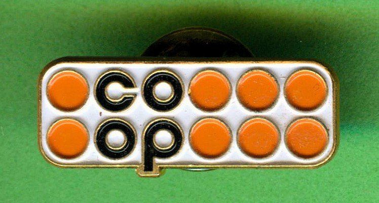 Placchette & Badge: Coop  Logo – Usato da Winterthur venduto da Sammleroase