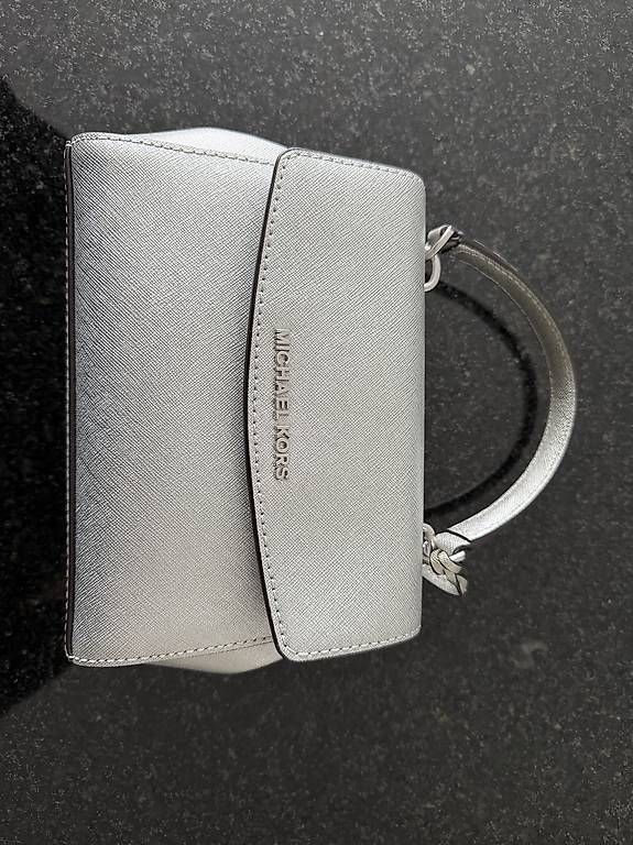 Sacs femmes: Michael Kors Umhängetasche – Neuf avec emballage d'origine à Bubendorf par cherry86 3