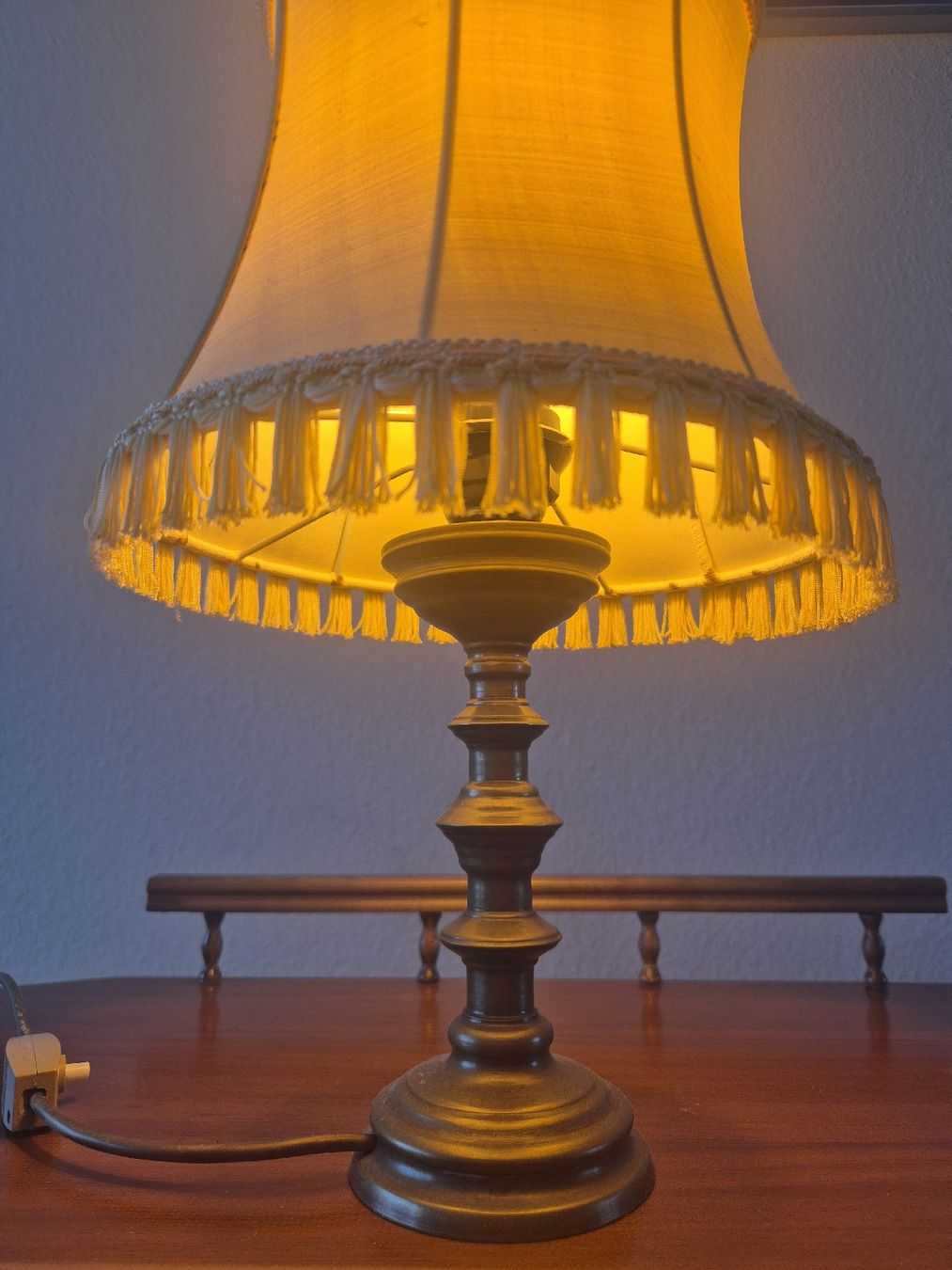 Lampes: Antike Tischlampe Messing & Fransen/Historisches Original – D'occasion à Wettingen par nasro13 1