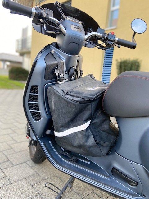 Vespa Scooters: Vespa GTV 300 HPE 6 giorni, Edition-Nr. 0064 – D'occasion à Lostorf par ilgustolino 1