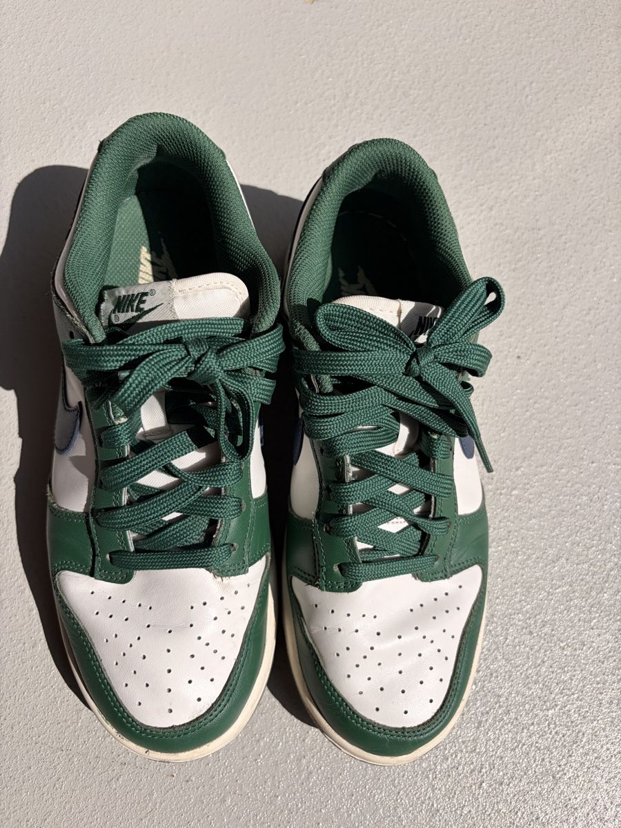 Nike Chaussures femmes: Nike Dunk Low Retro  – D'occasion à Lenzburg par mac_5y8n 2