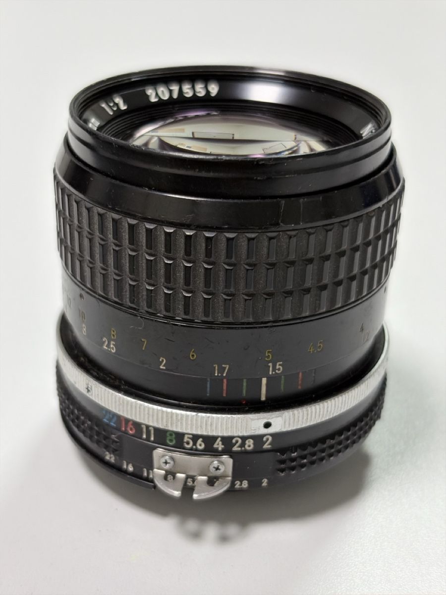 Nikkor Objektive: NIKKOR 85mm 1:2 Objektiv mit Seriennummer 207559 – Gebraucht aus Dietikon von cre8different 1