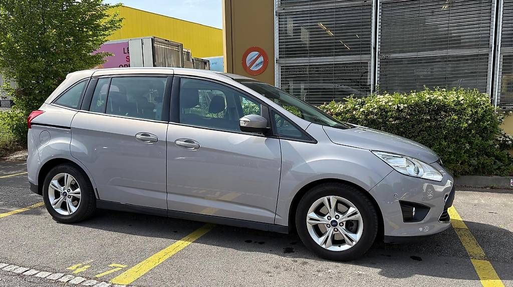 Ford Automobili: Ford grand c-Max – Usato da genève venduto da OfficinaFebbraio2016 1