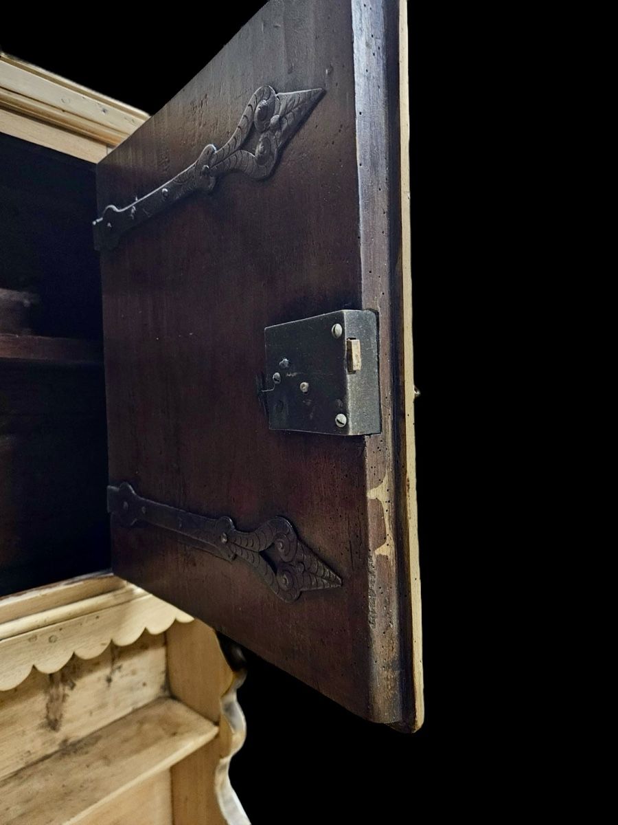 Credenze: Seltenes Küchenmöbel aus Tannenholz und Eiche – Usato da Ottikon venduto da san_w99n 5