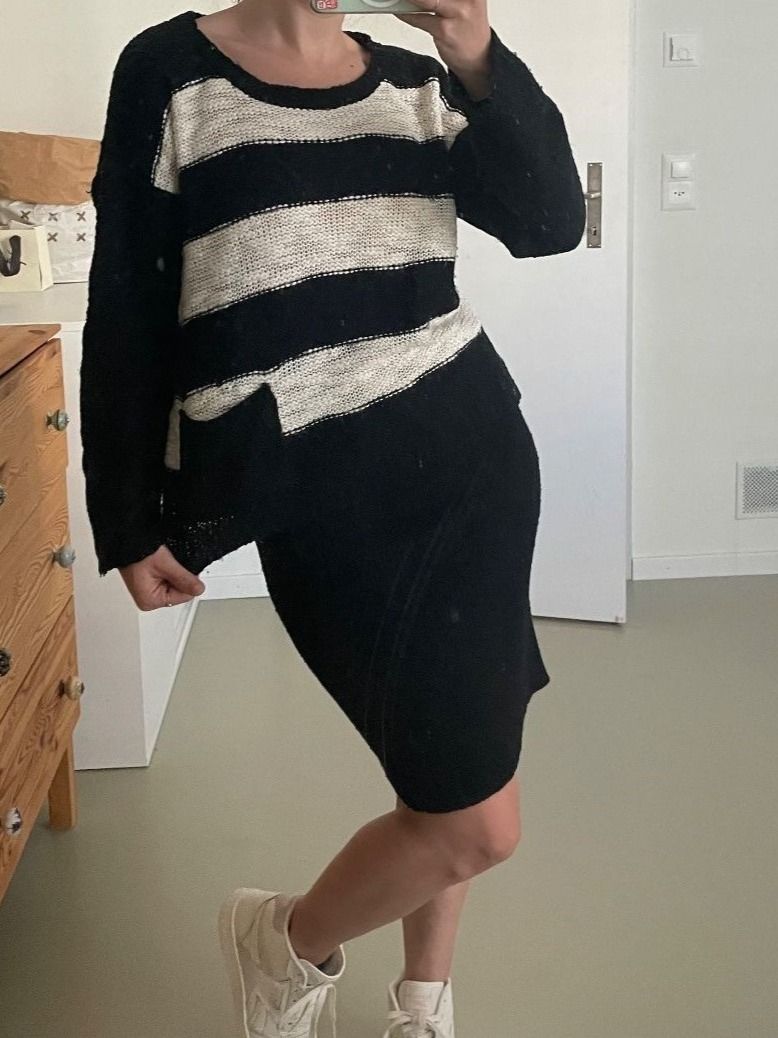 Maglioni & Felpe: Schwarz-weiss gestreifter Pullover Gr. M / Pull rayé tricot – Usato da Zürich venduto da AnnaSa 4