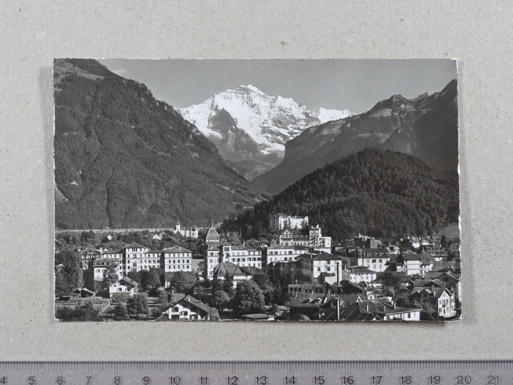 Ansichtskarten: Interlaken, Jungfrau – Gebraucht aus Lenzburg von fh1