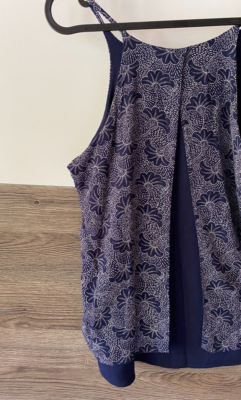 C&A Top: Top - C&A bleu – Usato da Rochefort venduto da Audrey.Maire 5
