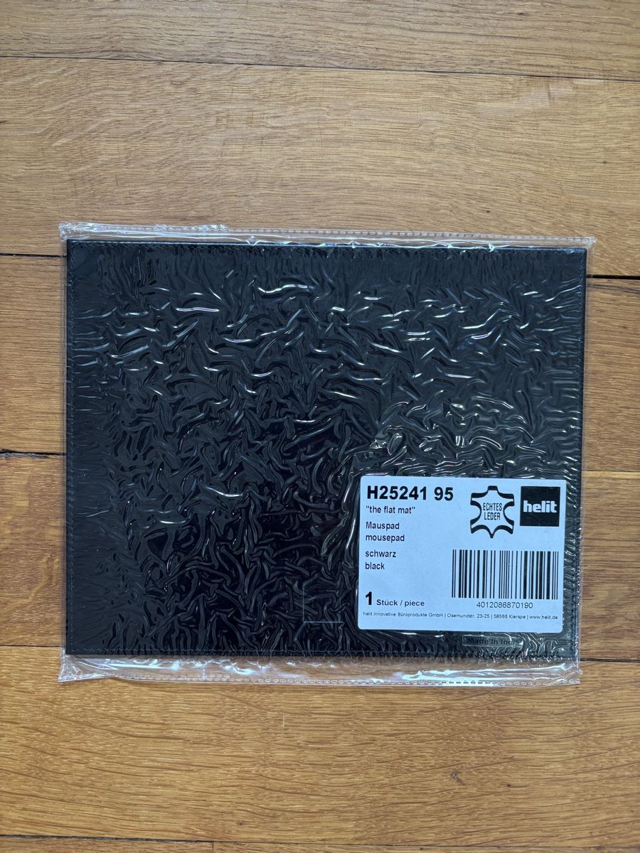 Tapis de souris: Mousepad Helit echtes Leder schwarz – Neuf avec emballage d'origine à Zürich par my_butterbrot