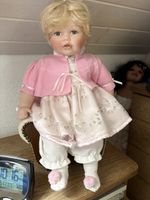 Süsse Künstlerpuppe / Sammlerpuppe mit blonde Haare top!