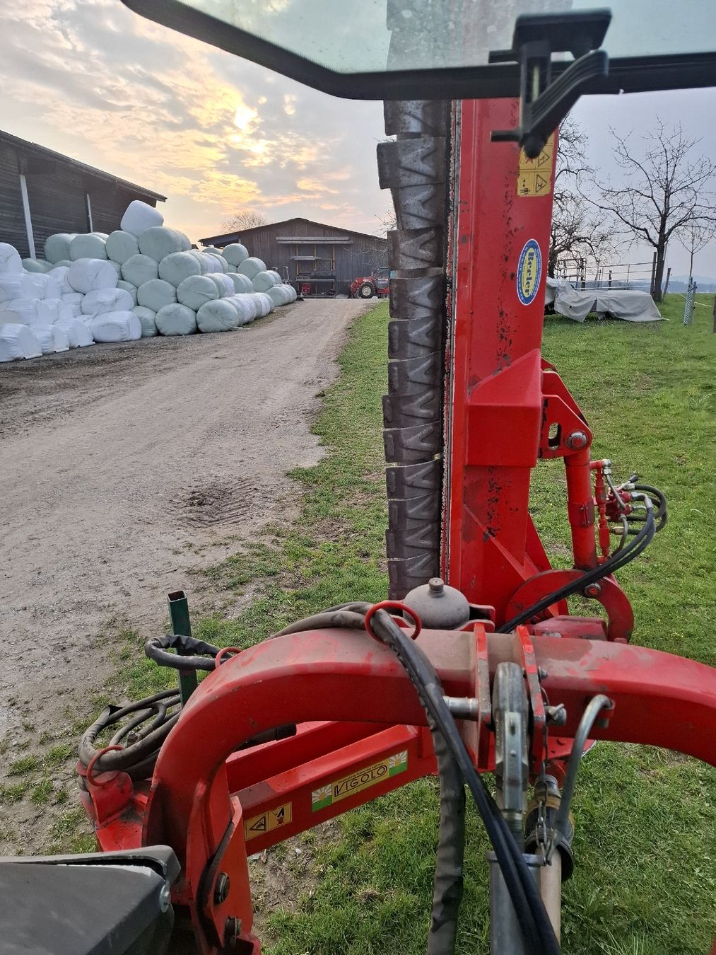 Toutes les machines: Böschungsmäher Vigolo – D'occasion à Niederwil par jan_m7db 5
