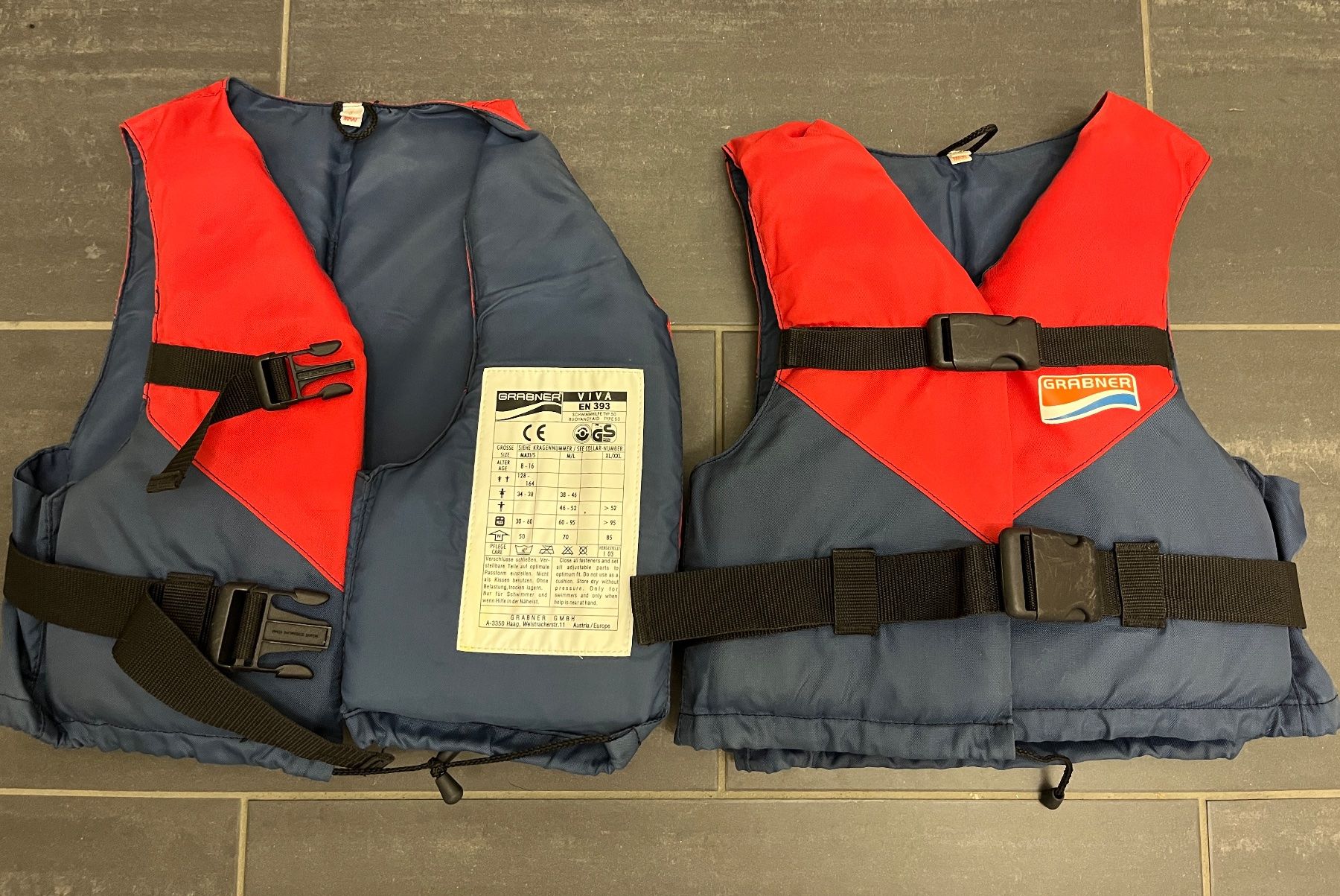Giubbotti di salvataggio: 2x Kinder- Schwimmwesten, Grösse S – Usato da Zürich venduto da DuA03