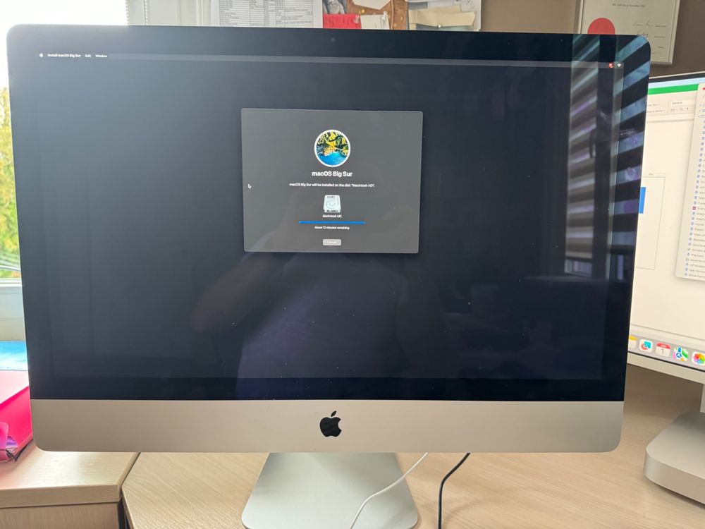 iMac (Retina 5K, 27inch, 上手く Late 2014) VESA