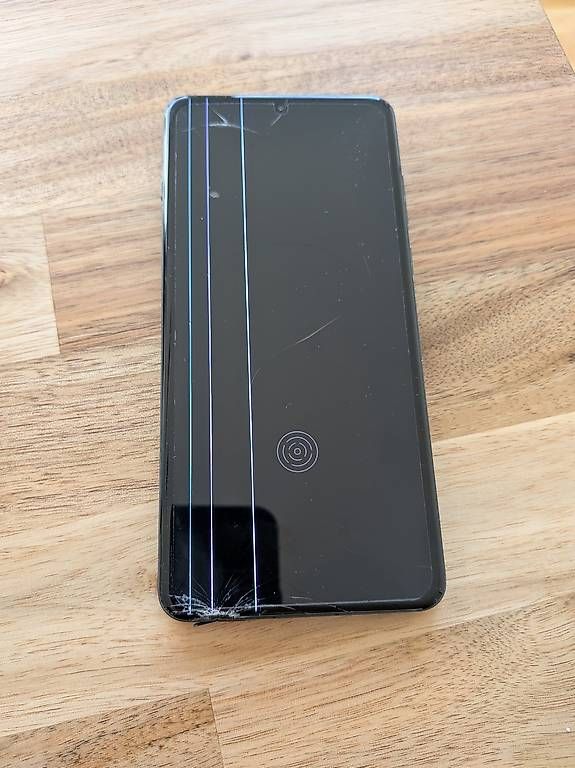 OnePlus Telefoni cellulari / Smartphones: One Plus 13 – Usato da Schlatt TG venduto da dsc_p59r 1
