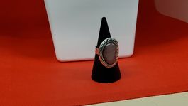 Modischer Ring mit Stein, Silberoptik, Grösse verstellbar