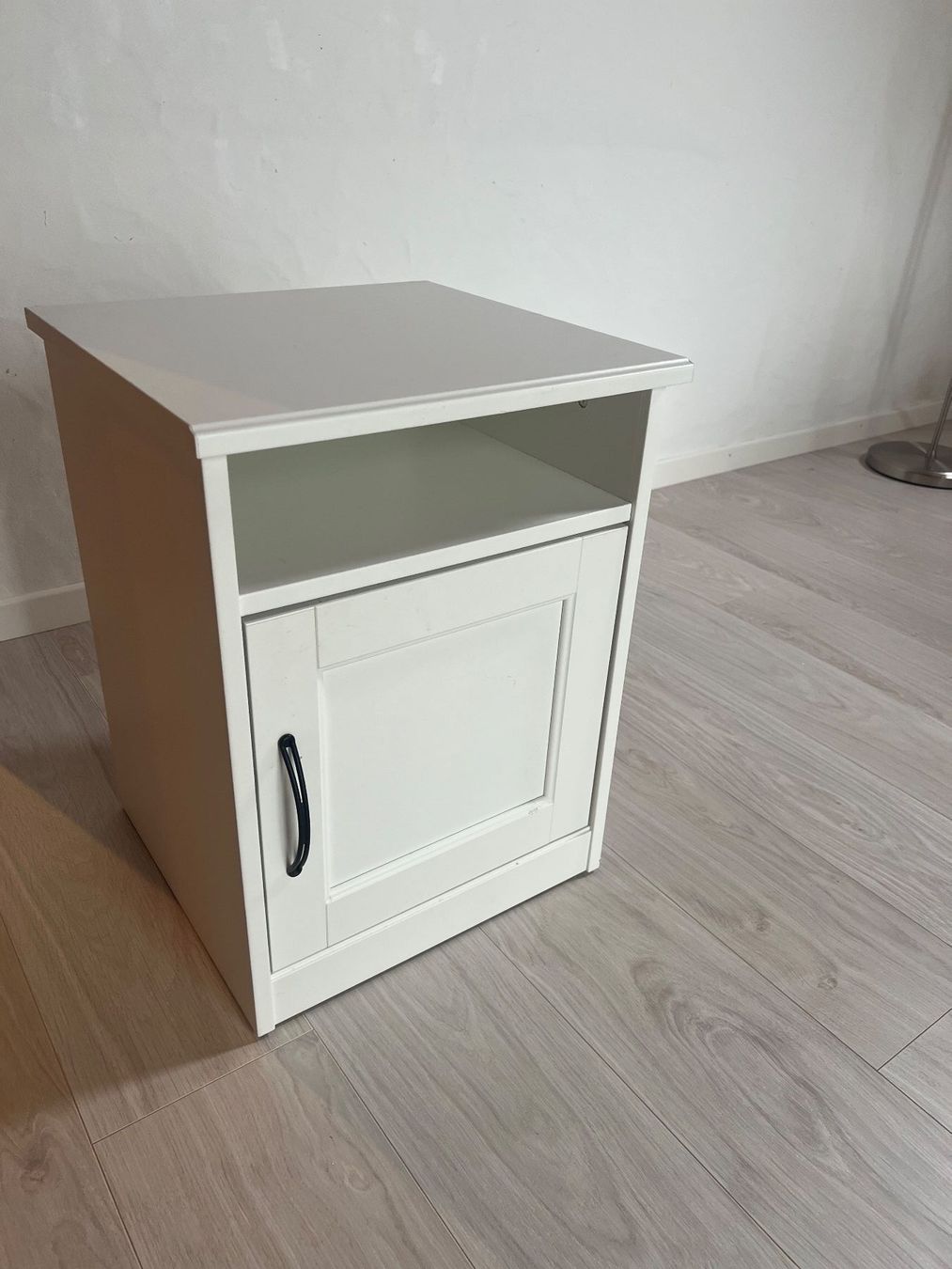 Comodini: Nachtisch – Usato da Lufingen venduto da f24-crusader