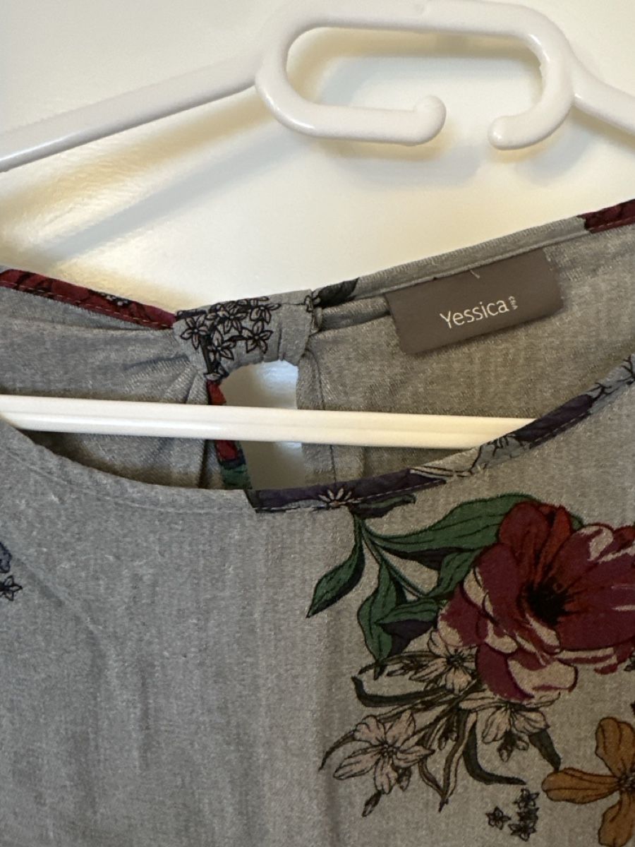 Camicette: Bluse von C&A Gr 44 – Usato da Volketswil venduto da Sina008 2