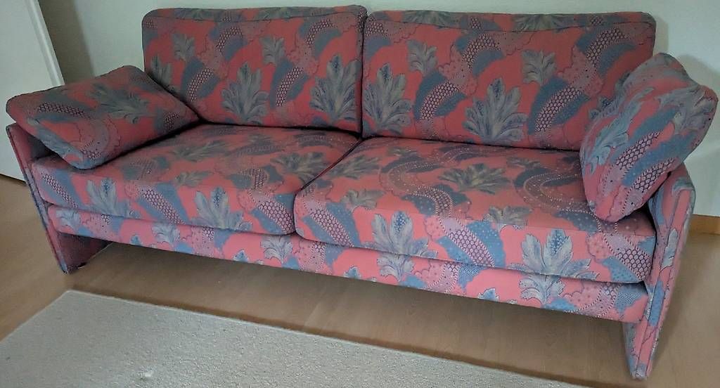 Divani: Schönes Sofa, kaum Gebrauchspuren – Usato da Jegenstorf venduto da Chris3008