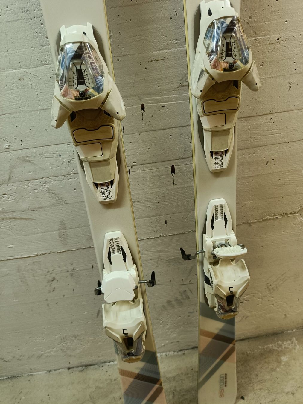 Stöckli Skis: Stöckli Ski Axis Motion mit Bindung, 156cm – Gebraucht aus Uster von Tanoshimi 5