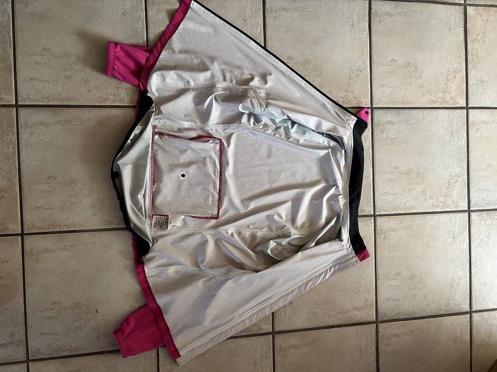 Jacken: Fahrradwindjacke Gr. M – Gebraucht aus Wetzikon ZH von hee_h2kl 1