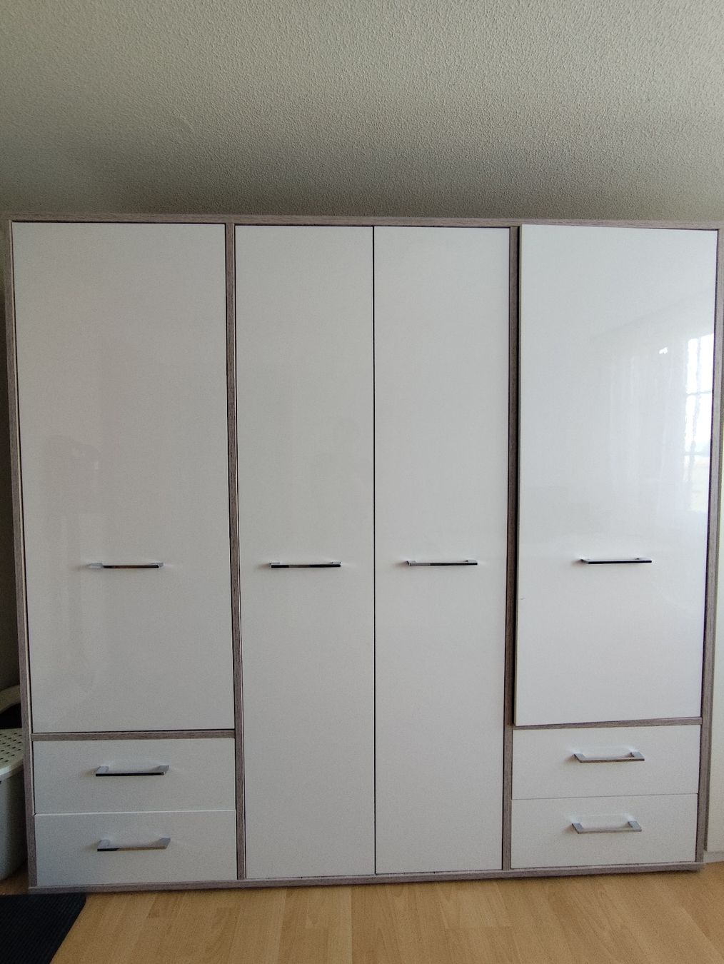 Schränke: Schrank  – Gebraucht aus Messen von _Sari_15_ni