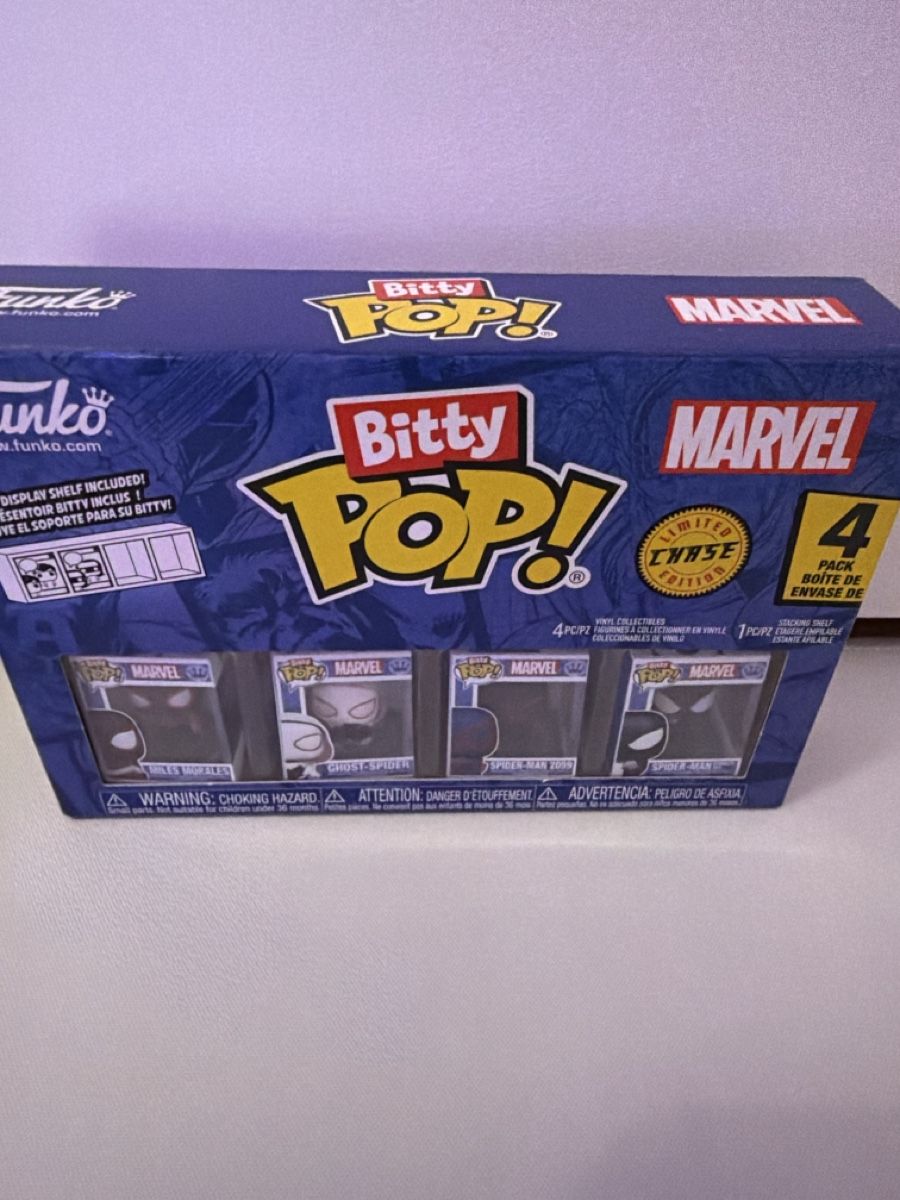 Funko Statuette: Funko Pop – Nuovo e nell'imballaggio originale da Grüningen venduto da ellie.coxo 3