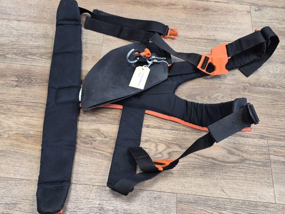 Attrezzatura da arrampicata: Stihl Forstgurt Advance Plus (Nr. 2) – Usato da Niederwil AG venduto da Maeder_AG 4