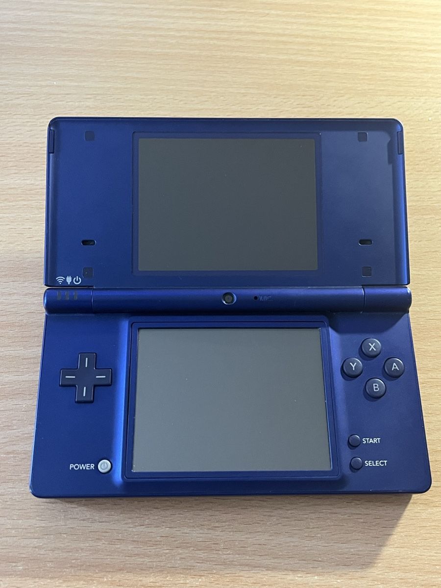 Nintendo Konsolen: Nintendo DSi mit Pokémon Games – Gebraucht aus Dielsdorf von RetroMeister 4