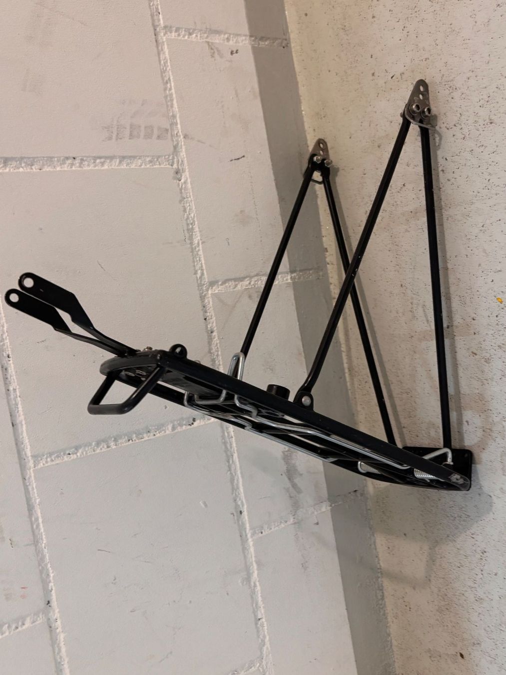 Pezzi di ricambio: Velogepäckträger – Usato da Frauenkappelen venduto da Rolerik 2