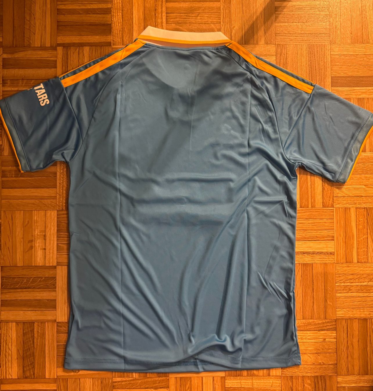 Adidas Leibchen & Hosen: Como - 25/26 - special edition - SIZE M – Gebraucht aus Zürich von Matteo_7 3