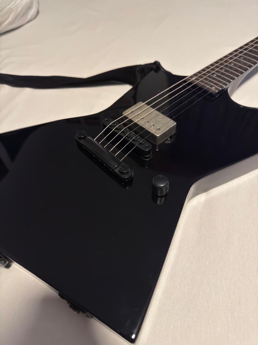 Esp Musikinstrumente: E Gitarre ESP LTD EX-201 in der Explorer form – Neu (gemäss Beschreibung) aus Bonaduz von SanOgg79 2