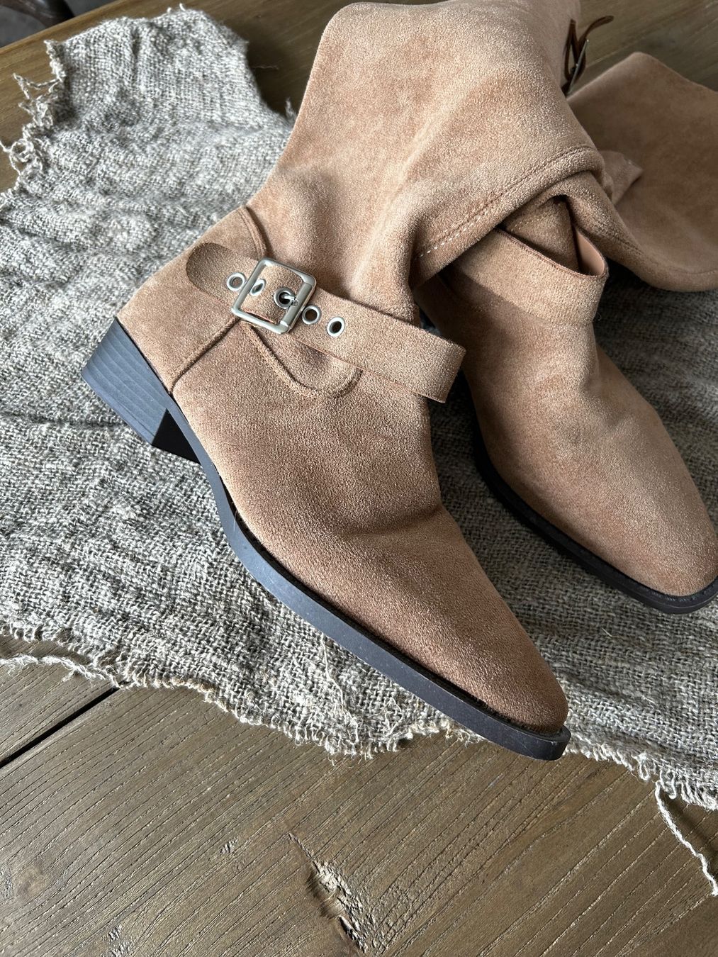 Damenschuhe: Sommerstiefel – Neu (gemäss Beschreibung) aus Wettingen von Annarosa65