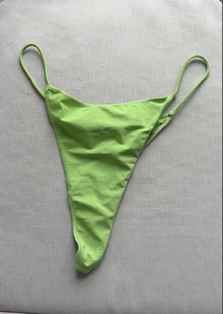 Knallig gruene String Tanga  gr S/M Sommer-Look!