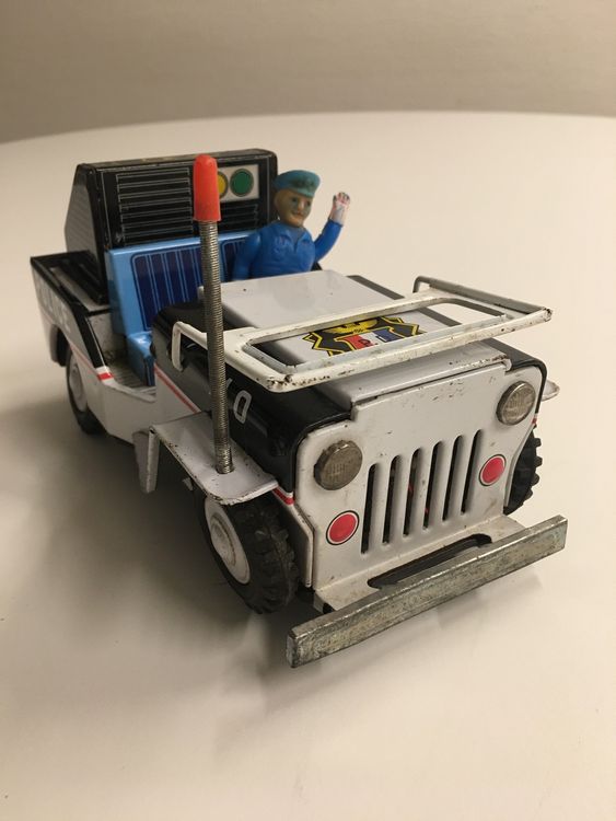 POLICE-JEEP aus Blech 60er.    von CHIKO Japan 4