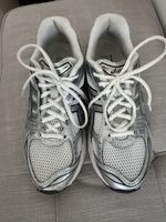 Asics Gel-Kayano Damenschuhe Grösse 40.5 Silber