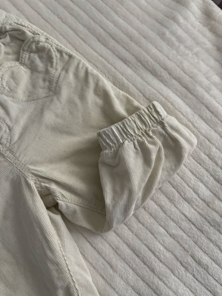 H&M Pantaloni: Baby pants – Usato da Saas-Fee venduto da Marienelly19 2