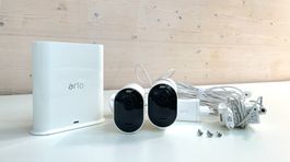 Arlo Pro 3 Spotlight Kamera, 2er Set weiss