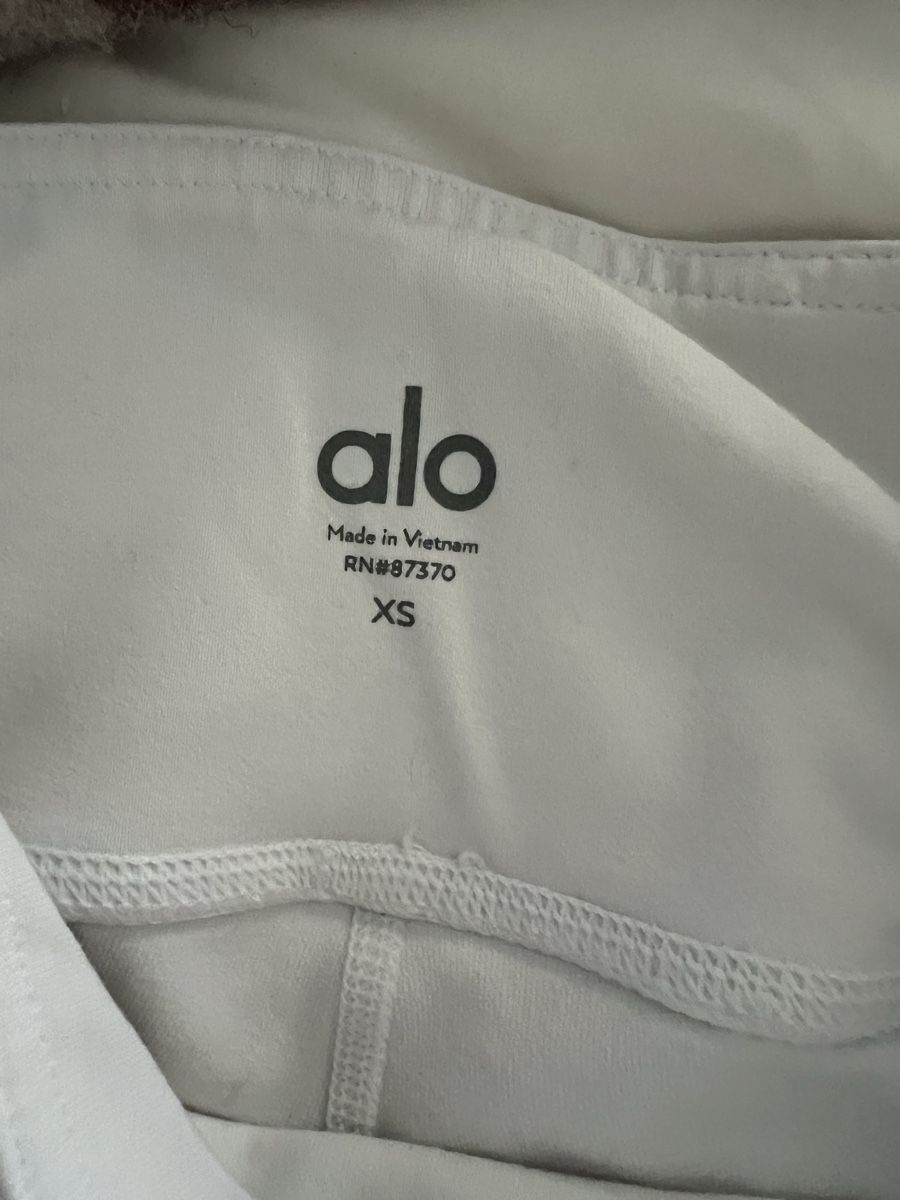 Alo Yoga Leggings: Alo yoga pants XS – Usato da Losone venduto da Misssslucie 2